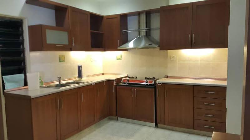 Condominium for Sale at Marina Bay Condominium - Aster Ng - Kitchen - PropertyGuru.com.my