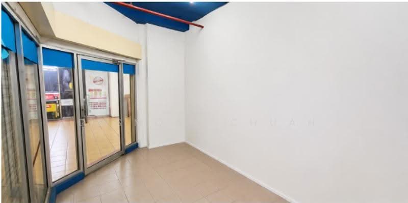 Shop for Rent in Jelutong (Penang) - Desmond Chuah - Entrance - PropertyGuru.com.my