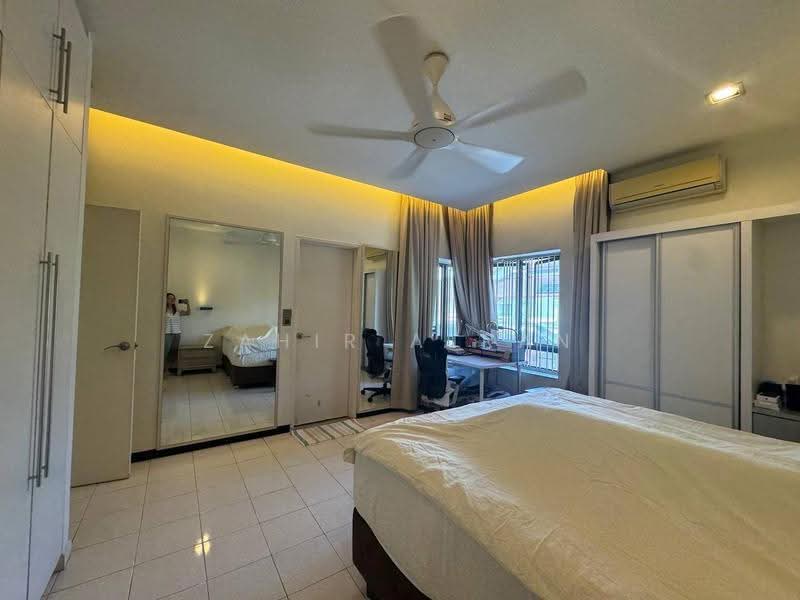 Rumah Teres untuk Dijual di Bukit Jelutong (Shah Alam) - Zahir Ajran - PropertyGuru.com.my