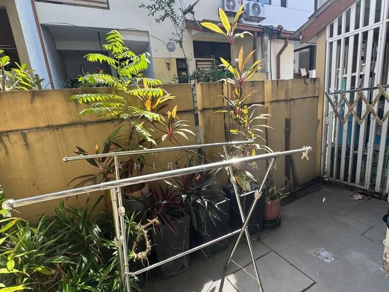 Rumah Teres untuk Dijual di Bukit Jelutong (Shah Alam) - Zahir Ajran - PropertyGuru.com.my