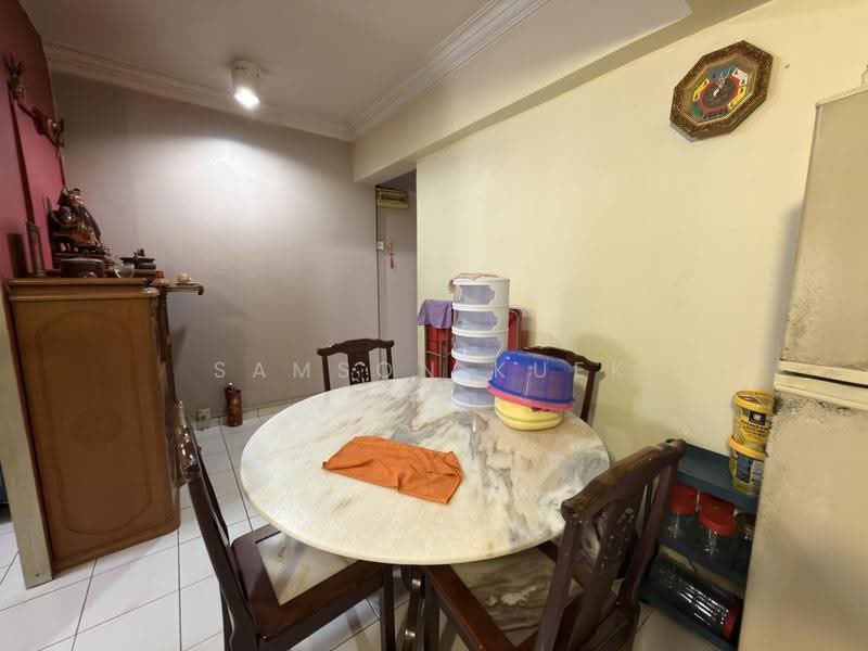 Apartment for Sale at Pangsapuri Vista Serdang - Samson Kuek - Dining Room - PropertyGuru.com.my