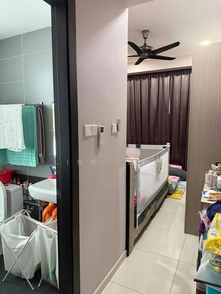 Service Residence for Sale at Wave @ Marina Cove - Linn Loke - Bathroom - PropertyGuru.com.my