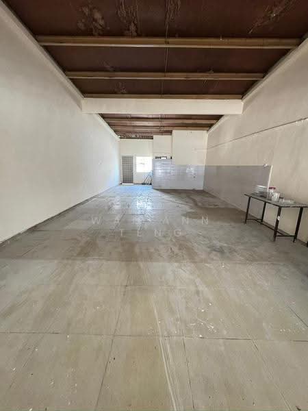 Shop for Rent in Taman Bukit Serdang (Seri Kembangan) - Wai Ann Teng - Interior - PropertyGuru.com.my