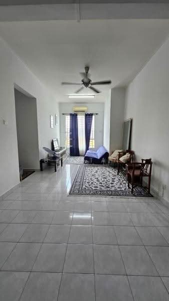 Pangsapuri untuk Dijual di 162 Residency - Ben Tan - Living Room - PropertyGuru.com.my