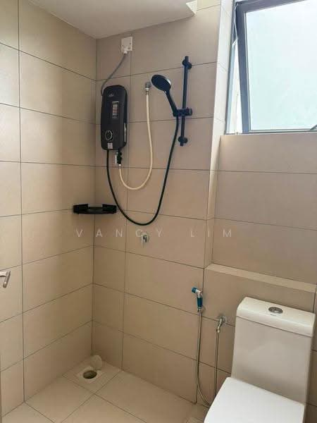 Kondominium untuk Disewa di Vista Tiara (MBW Bay) - Vancy Lim - Bathroom - PropertyGuru.com.my