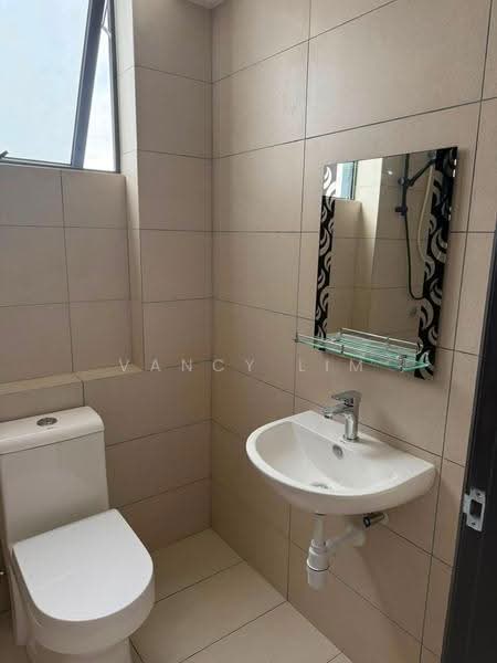 Kondominium untuk Disewa di Vista Tiara (MBW Bay) - Vancy Lim - Bathroom - PropertyGuru.com.my