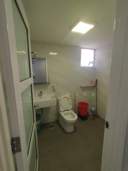 Kondominium untuk Dijual di Menara Megah - Seon Wong - Bathroom - PropertyGuru.com.my