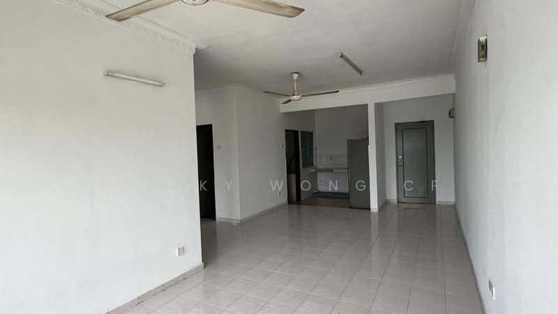 Pangsapuri untuk Dijual di Sutramas - Vickky Wong CF - Living Room - PropertyGuru.com.my