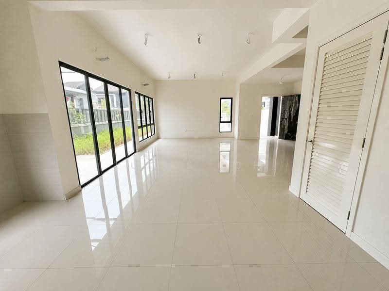 Semi-Detached House for Sale in Sungai Buloh (Selangor) - Lucas Loh - Living Room - PropertyGuru.com.my