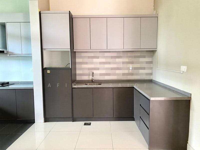 Rumah Berkembar untuk Disewa di Taman Melawati (Ulu Kelang) - Afiqah zaidi - Kitchen - PropertyGuru.com.my