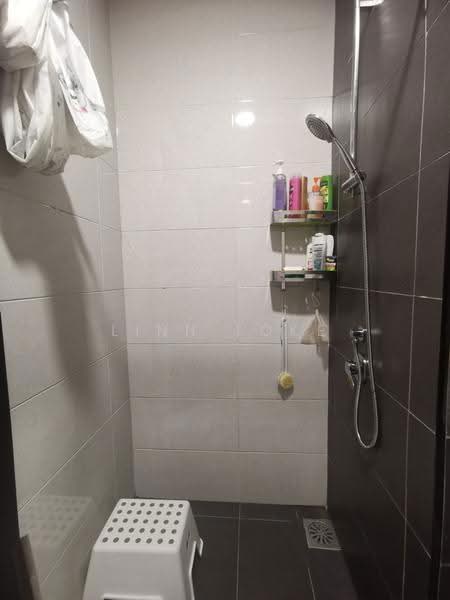 Service Residence for Sale at Wave @ Marina Cove - Linn Loke - Bathroom - PropertyGuru.com.my