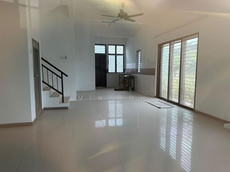 Rumah Teres 2-Tingkat untuk Dijual di Taman Saujana KLIA (Sepang) - Min Goh - PropertyGuru.com.my