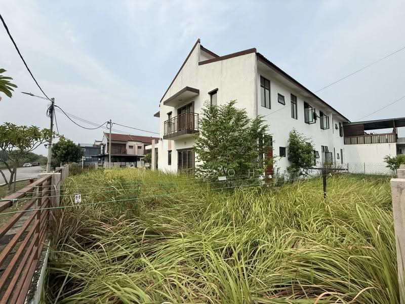 Rumah Teres 2-Tingkat untuk Dijual di Taman Saujana KLIA (Sepang) - Min Goh - PropertyGuru.com.my