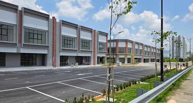 Shop for Rent in Bandar Gamuda Gardens (Rawang) - Elaine Chin - Exterior - PropertyGuru.com.my