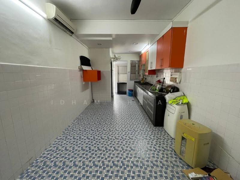 2-storey Terraced House for Sale in Seri Kuantan (Kuantan) - Idham Che'Ali - Kitchen - PropertyGuru.com.my