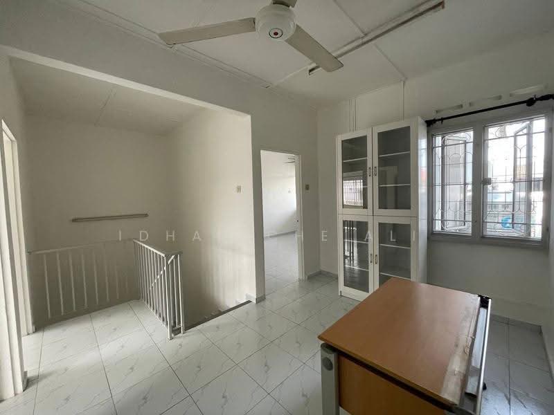 2-storey Terraced House for Sale in Seri Kuantan (Kuantan) - Idham Che'Ali - Interior - PropertyGuru.com.my