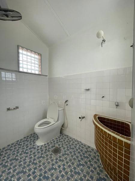 2-storey Terraced House for Sale in Seri Kuantan (Kuantan) - Idham Che'Ali - Bathroom - PropertyGuru.com.my