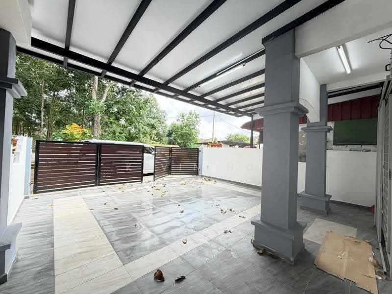 2-storey Terraced House for Sale in Bandar Putra Kulai (Kulai) - Kevin Ho - Exterior - PropertyGuru.com.my
