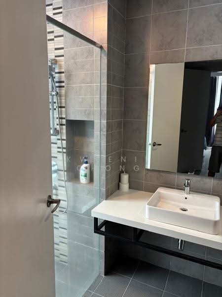 Kondominium untuk Disewa di The Robertson - Kweenie Chong - Bathroom - PropertyGuru.com.my