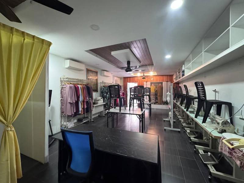 Shop / Office untuk Dijual di Kajang (Selangor) - Zairul Asrah Zulkefli - Interior - PropertyGuru.com.my