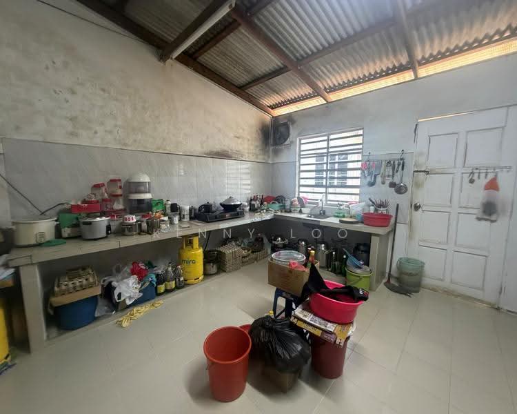 1-storey Terraced House for Sale in Kuantan (Pahang) - Kenny Loo - Kitchen - PropertyGuru.com.my