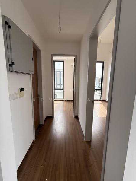Rumah Teres 3-Tingkat untuk Dijual di Taman Puchong Legenda (Puchong) - Kevin Tan - Corridor - PropertyGuru.com.my