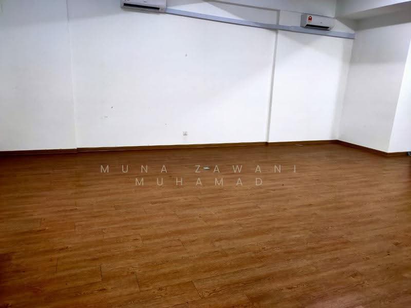 Shop / Office untuk Disewa di Cyber 9 (Cyberjaya) - Muna Zawani Muhamad - Interior - PropertyGuru.com.my