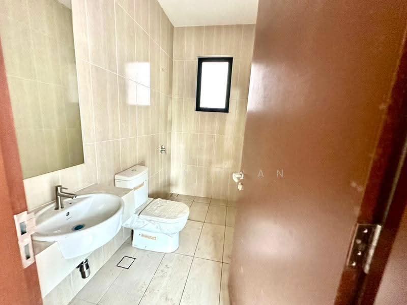 Bungalow House untuk Dijual di Subang Bestari (Shah Alam) - Bryan Chan - PropertyGuru.com.my