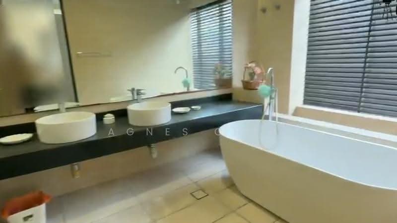 Bungalow House for Sale in Elmina (Shah Alam) - Agnes Chee - Bathroom - PropertyGuru.com.my
