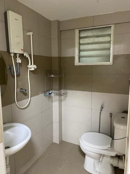 Apartment for Sale at Abadi Indah - Vincent Chye - Bathroom - PropertyGuru.com.my