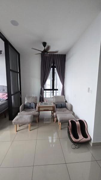 Kediaman Servis untuk Dijual di Twin Tower Residence - Linn Loke - Living Room - PropertyGuru.com.my