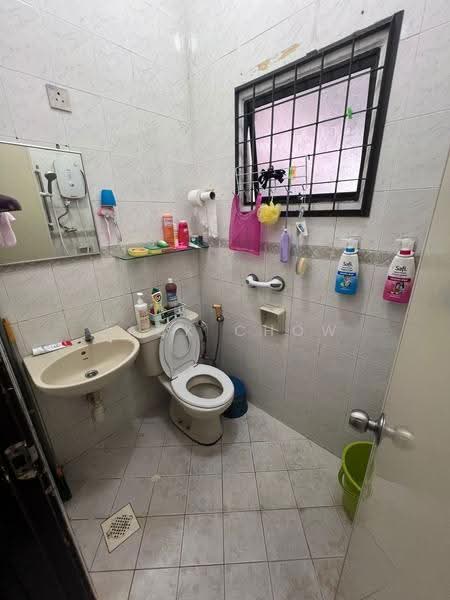 1-storey Terraced House for Sale in Taman Daya (Johor Bahru) - Zack Chow - Bathroom - PropertyGuru.com.my