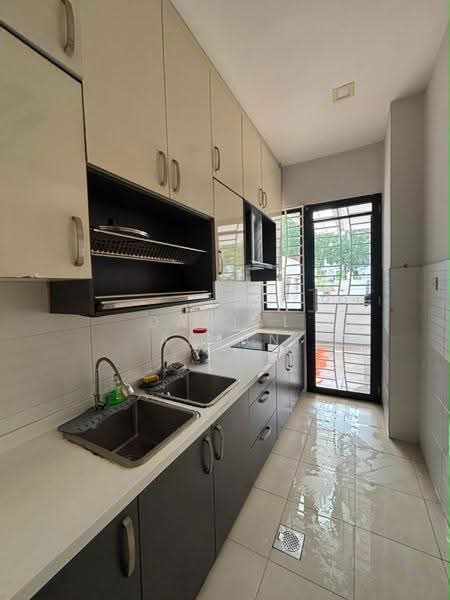 Rumah Teres 2-Tingkat untuk Disewa di Denai Alam (Shah Alam) - Danial Aiman - Kitchen - PropertyGuru.com.my