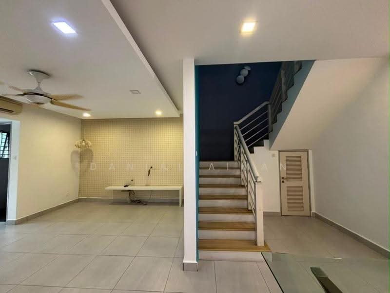 Rumah Teres 2-Tingkat untuk Disewa di Denai Alam (Shah Alam) - Danial Aiman - Living Room - PropertyGuru.com.my