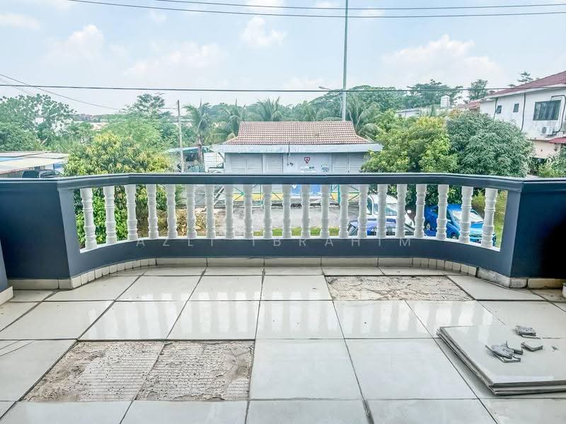 Rumah Teres 2.5-Tingkat untuk Dijual di Taman Cheras Jaya (Cheras) - Azli Ibrahim - Balcony - PropertyGuru.com.my
