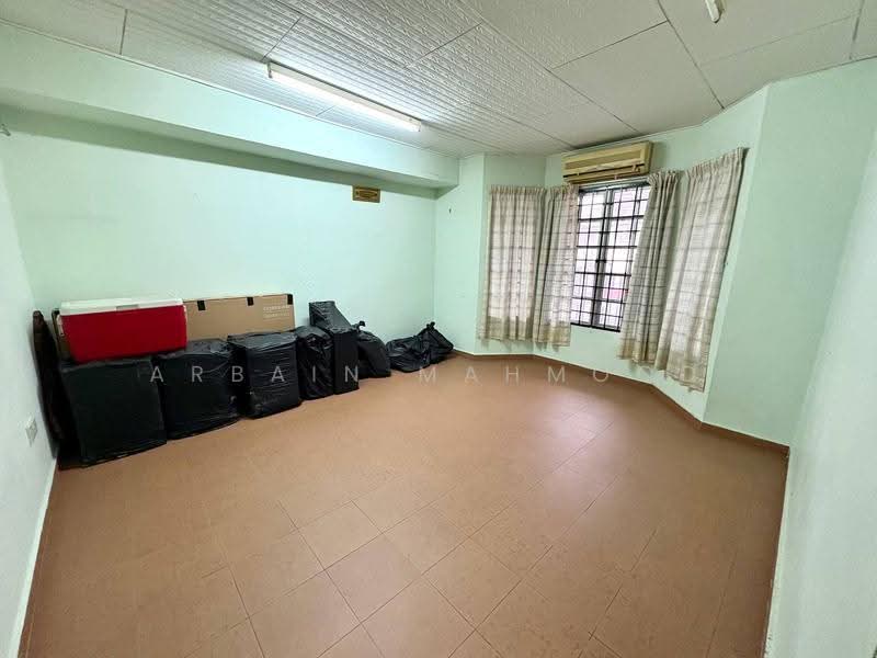 2-storey Terraced House for Sale in Taman Koperasi Polis (Batu Caves) - Arbain Mahmood - Interior - PropertyGuru.com.my
