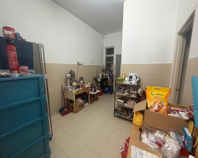 1-storey Terraced House for Sale in Kuantan (Pahang) - Idham Che'Ali - Kitchen - PropertyGuru.com.my