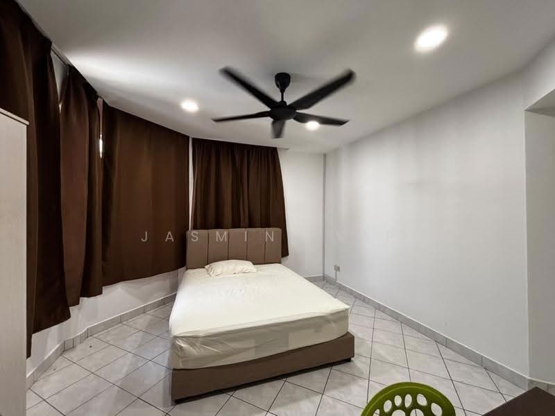 Kondominium untuk Disewa di Kelana D'Putera - Jasmine Yap - Bedroom - PropertyGuru.com.my