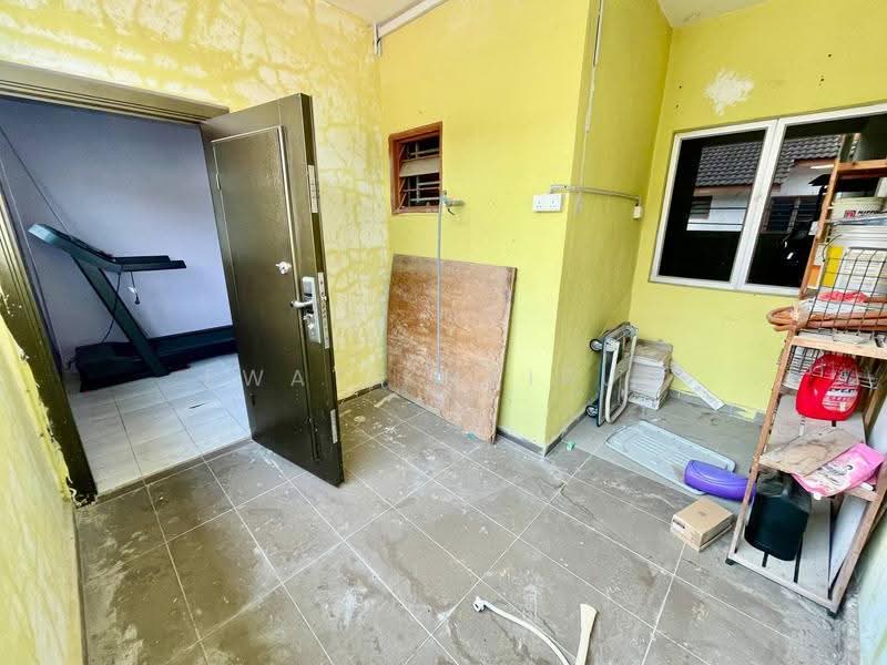 2-storey Terraced House for Sale in Bandar Saujana Putra (Tanjong Duabelas) - Ewat Khairul - Interior - PropertyGuru.com.my