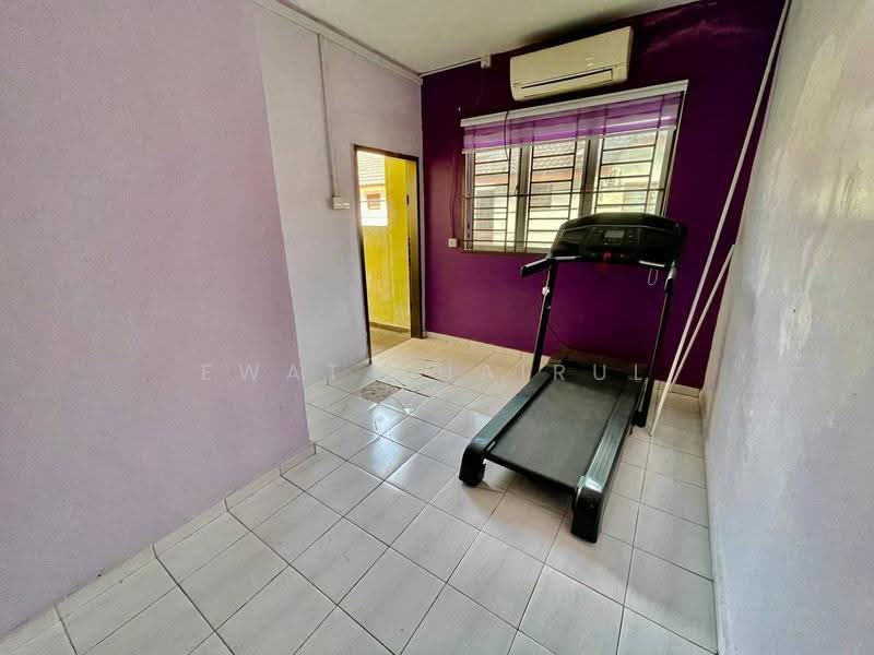 2-storey Terraced House for Sale in Bandar Saujana Putra (Tanjong Duabelas) - Ewat Khairul - Interior - PropertyGuru.com.my