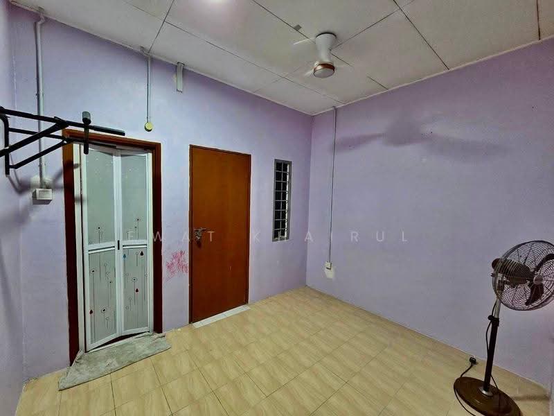 2-storey Terraced House for Sale in Bandar Saujana Putra (Tanjong Duabelas) - Ewat Khairul - Interior - PropertyGuru.com.my