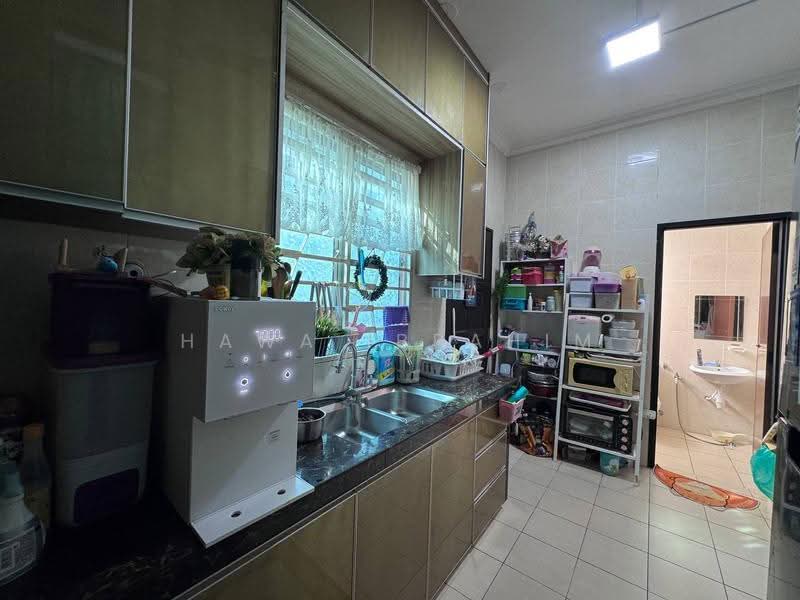 Rumah Teres 2-Tingkat untuk Dijual di Kajang (Selangor) - Hawa Ibrahim - Kitchen - PropertyGuru.com.my