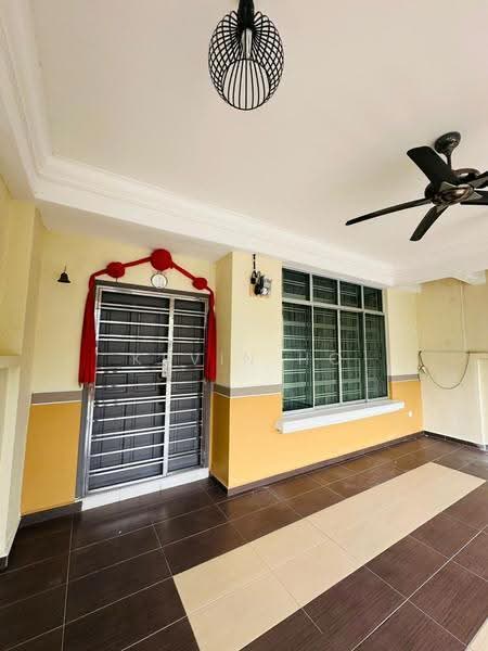 Rumah Teres 2-Tingkat untuk Dijual di Taman Sri Pulai Perdana (Skudai) - Kevin Ho - Entrance - PropertyGuru.com.my