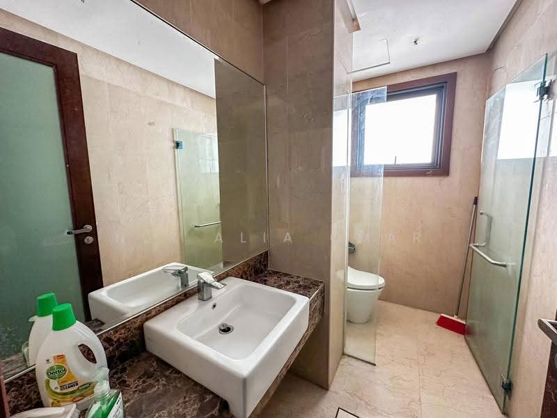 Bungalow House untuk Dijual di Bukit Jelutong (Shah Alam) - Nur Alia Omar - Bathroom - PropertyGuru.com.my