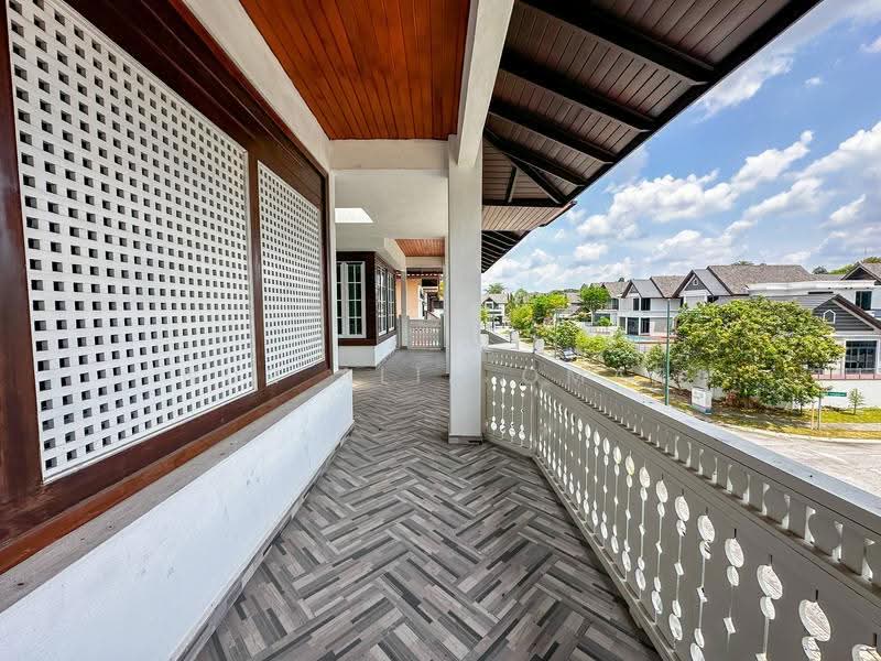 Bungalow House untuk Dijual di Bukit Jelutong (Shah Alam) - Nur Alia Omar - Balcony - PropertyGuru.com.my