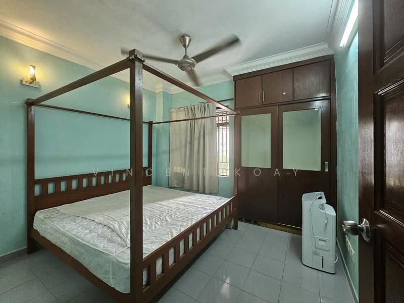 Rumah Flat untuk Disewa di Taman Harbour View (Wisma KGN) - Vincent Koay - Bedroom - PropertyGuru.com.my