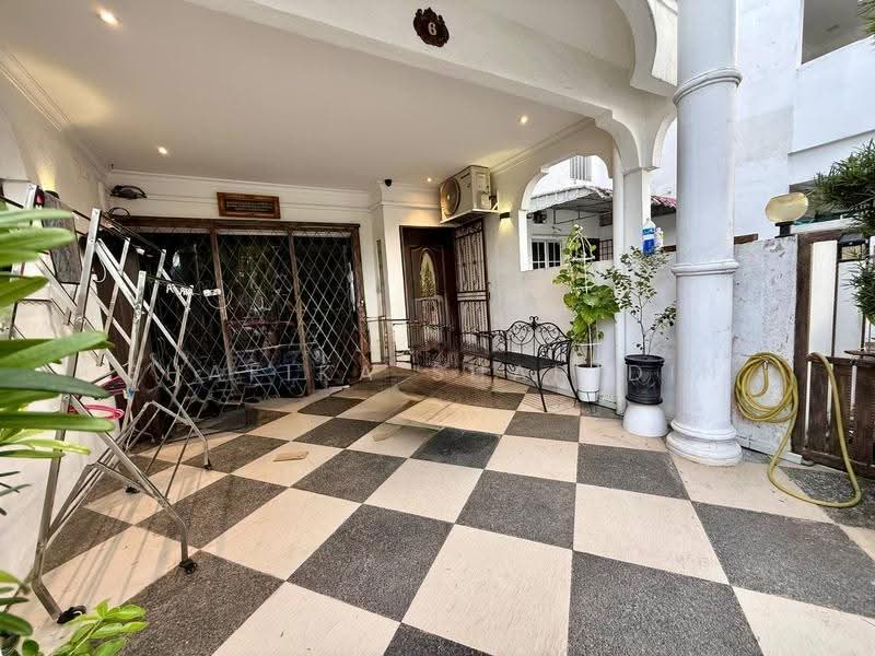 Rumah Teres 2-Tingkat untuk Dijual di Taman Sri Gombak (Gombak) - Shafika Shahidin - Exterior - PropertyGuru.com.my