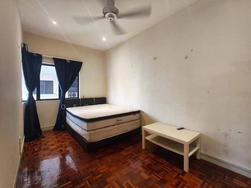 Kondominium untuk Disewa di Sunway Sutera Condominium - Oscar Phang - Bedroom - PropertyGuru.com.my
