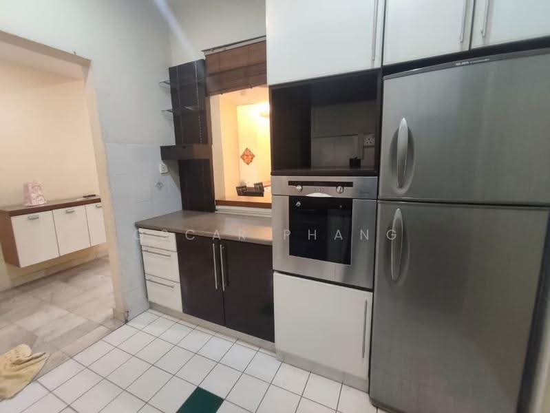 Kondominium untuk Disewa di Sunway Sutera Condominium - Oscar Phang - Kitchen - PropertyGuru.com.my