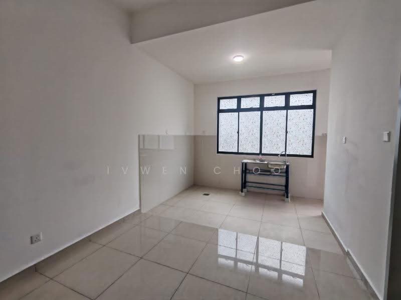 Rumah Teres untuk Disewa di Bandar Putra Kulai (Kulai) - Ivwen Choo - Kitchen - PropertyGuru.com.my